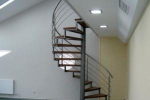 Shkallët spirale metalike DIY