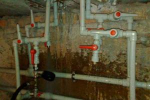 Que faire en cas de babillage d'eau dans les canalisations de chauffage ?